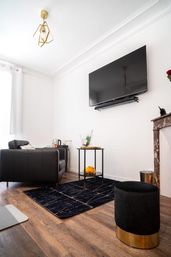 Suite L'Eclipse Paris, Logement Avec Jacuzzi, A 10 Minutes Des Champs Elysees Levallois-Perret Luaran gambar