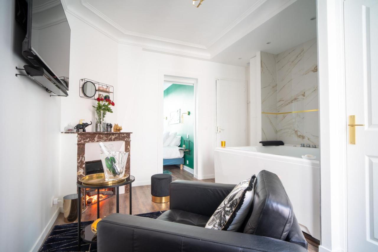 Suite L'Eclipse Paris, Logement Avec Jacuzzi, A 10 Minutes Des Champs Elysees Levallois-Perret Luaran gambar